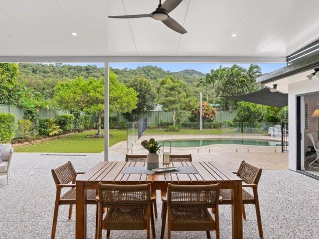 Panoramic Views, Resort Pool & Space for the Boat