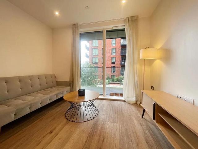 The Regent, 64 Shadwell Street. 1 bed flat to rent £1,150 pcm £265 pw