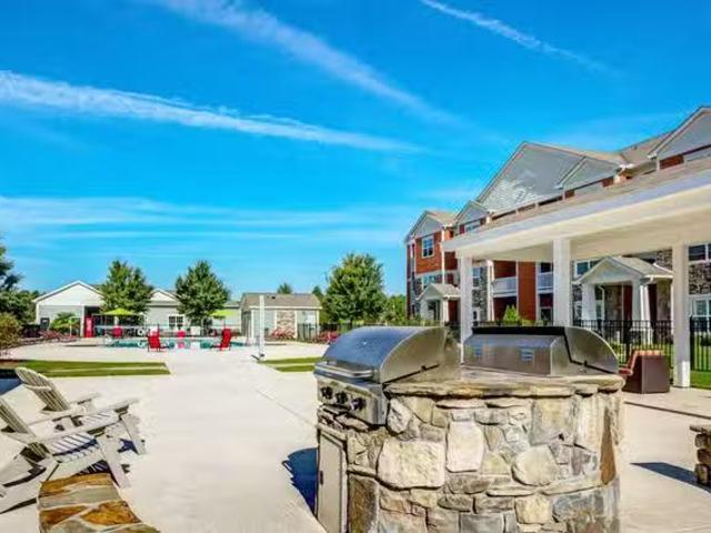 The Reserve At Mill Creek Apartments, 2350 Freedom Blvd, Flore.
