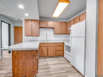 The Reserve on Southtowne I 2 Bedroom Apartment for Rent at 333 311, 211, 225, 235, 245, 323, 333 Southtowne Dr South Milwaukee, WI 53172