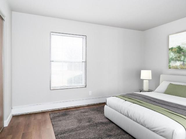 The Reserve on Southtowne I 2 Bedroom Apartment for Rent at 333 311, 211, 225, 235, 245, 323, 333 Southtowne Dr South Milwaukee, WI 53172