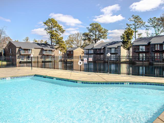The Residences at Lakeview 1 Bedroom Apartment for Rent at 2774 S Mendenhall Rd, Memphis, TN 38115 Southeast Memphis