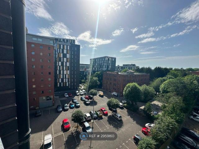 The Riverside, Salford M5, 3 bed flat to rent, £1,650 pcm | PrimeLocation