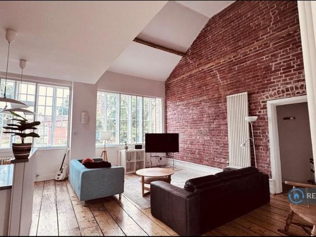 The Ribbon Factory, Coventry, CV1 2 bed penthouse to rent £2,100 pcm £485 pw