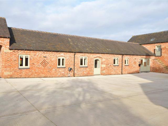 the rickyard, walton farm, walton