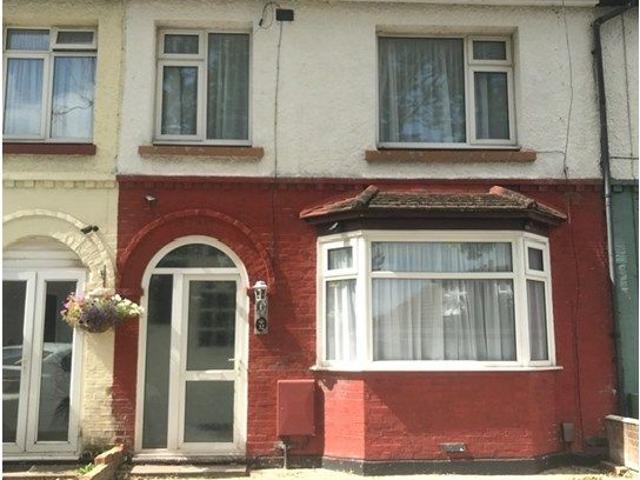 The Ridgeway, Gillingham ME7, 5 bed terraced house to rent, £2,500 pcm | PrimeLocation