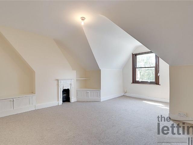 The Ridgeway, Enfield, Middlesex EN2, 2 bed flat to rent, £1,600 pcm | PrimeLocation