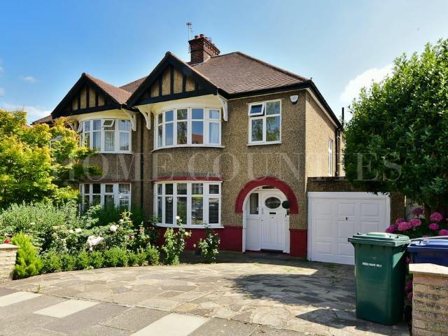 The Ridgeway, London, N11 3 bed property to rent £2,800 pcm £646 pw