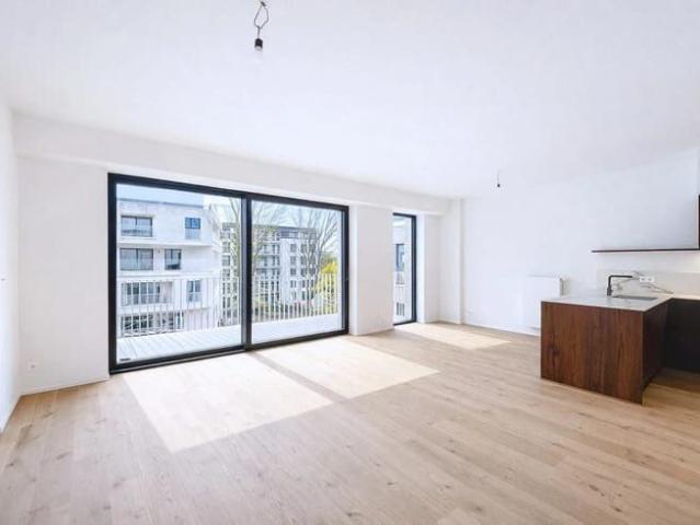 The W: new apartment 2bed. terrace + parking