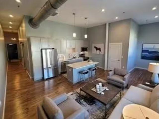 The W on Broadway, 219 Broadway St, Paducah 1 Bedroom 1 Bath