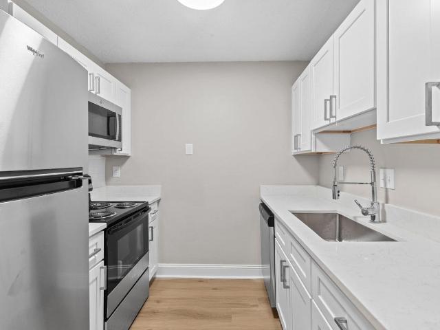 The Woodford 1 Bedroom Apartment for Rent at 4141 Pinson Valley Pkwy, Birmingham, AL 35215 Echo Highlands