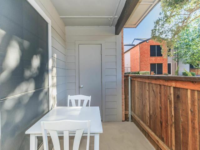 The Woodford 2 Bedroom Apartment for Rent at 6001 Oakland Hills Dr, Fort Worth, TX 76112 Woodhaven