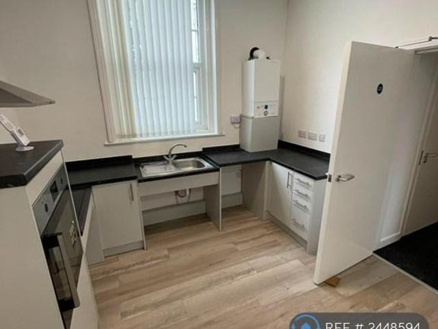 The Woodlands, Stoke On Trent, ST4 1 bed flat to rent £650 pcm £150 pw