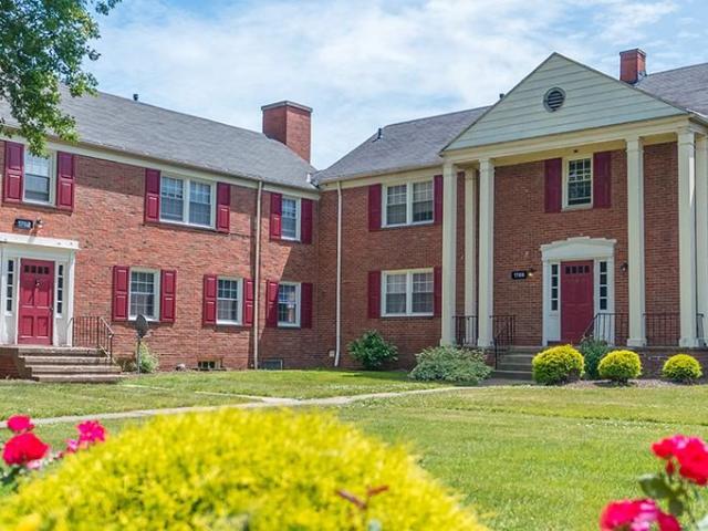 The Woods of Fairlawn 1 Bedroom Apartment for Rent at 17 Manor Road unit A, Akron, OH 44313 Wallhaven