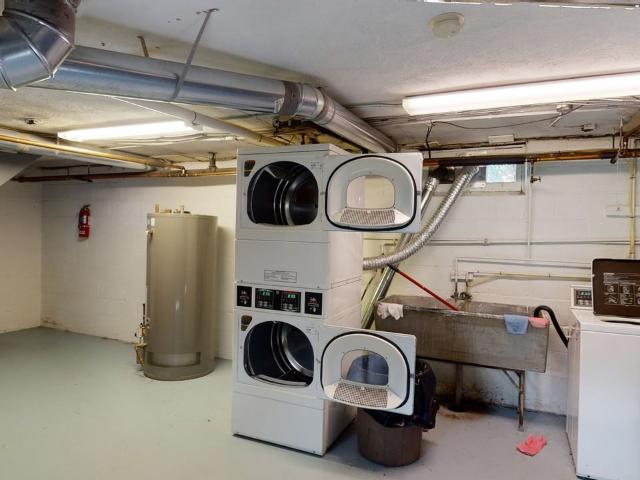 The Woods of Fairlawn 2 Bedroom Apartment for Rent at 17 Manor Road unit A, Akron, OH 44313 Wallhaven