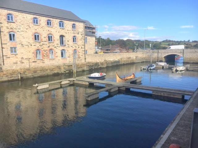 The Water’s Edge Apartments, Penryn TR10 1 bed ground floor flat to rent £1,050 pcm £242 pw