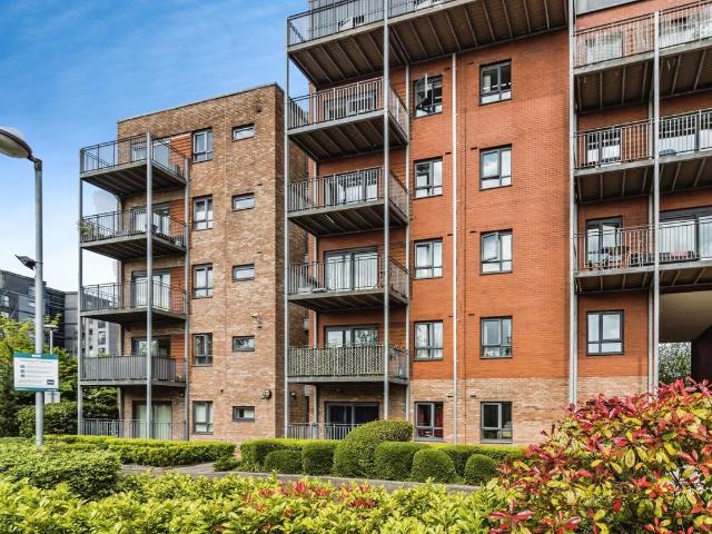 The Waterfront, Openshaw, Manchester M11, 2 bed flat to rent, £1,200 pcm | PrimeLocation