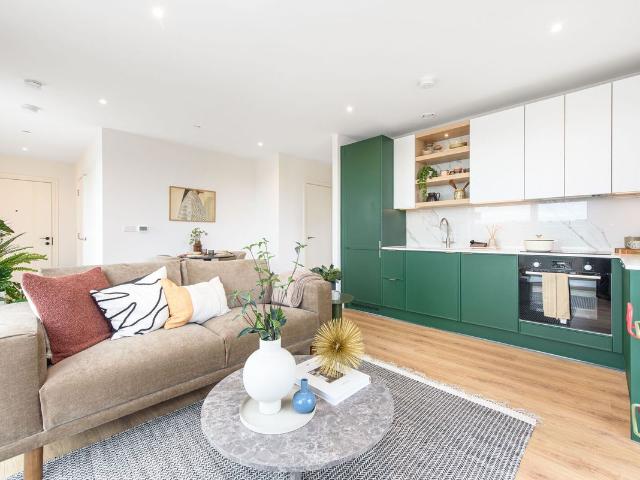 The Watermint, Hendon, London NW9, 1 bed flat to rent, £1,975 pcm | PrimeLocation