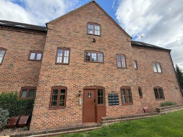 The Watermill, Tamworth B78, 2 bed flat to rent, £925 pcm | PrimeLocation