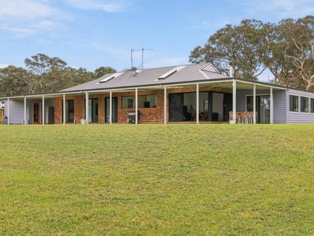 THE WAITPINGA LIFESTYLE, ELEVATED
