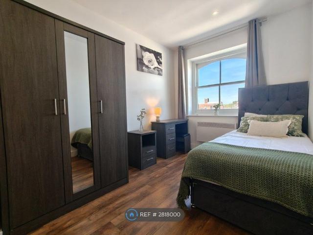 The Webberley, Stoke On Trent ST1, Studio to rent, £500 pcm | PrimeLocation