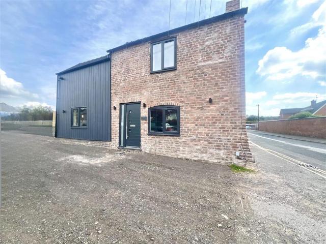 The Weighbridge, Albrighton. 1 bed barn conversion to rent £950 pcm £219 pw