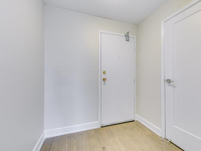 The Westgate 1 Bedroom Apartment for Rent at 661 West St, Brantford, ON N3R 7B7 Brier Park