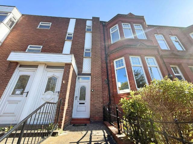 The Westlands, Sunderland SR4, 3 bed flat to rent, £825 pcm | PrimeLocation