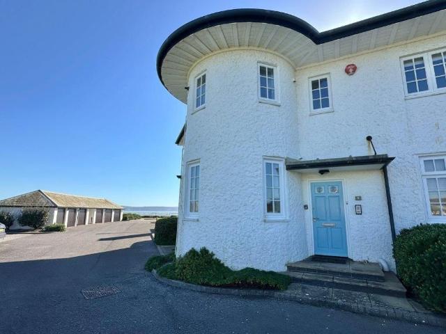 The White House Westover Road, Milford On Sea, Lymington, Hampshire SO41, 2 bed flat to rent, £1,650 pcm | PrimeLocation