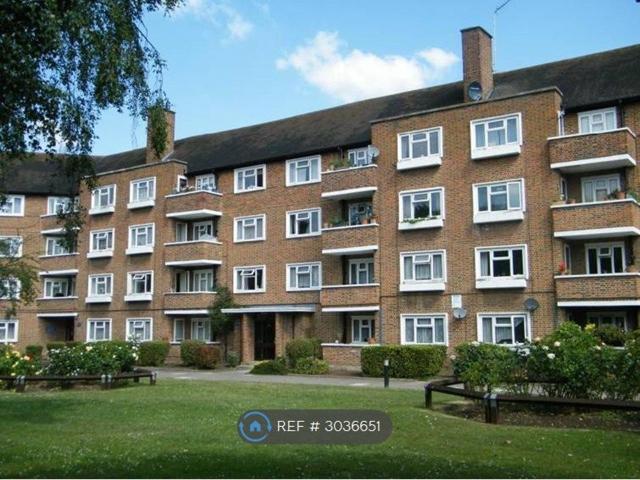 The Willoughbys, London SW14, 1 bed flat to rent, £1,900 pcm | PrimeLocation