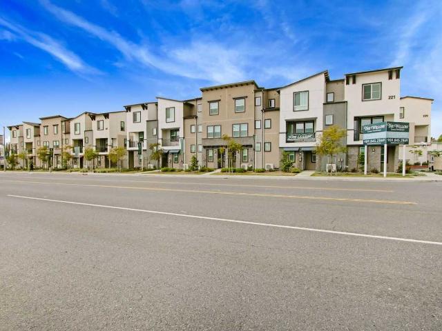 The Willow Townhomes 1 Bedroom Apartment for Rent at 221 N Mountain Ave, Ontario, CA 91762