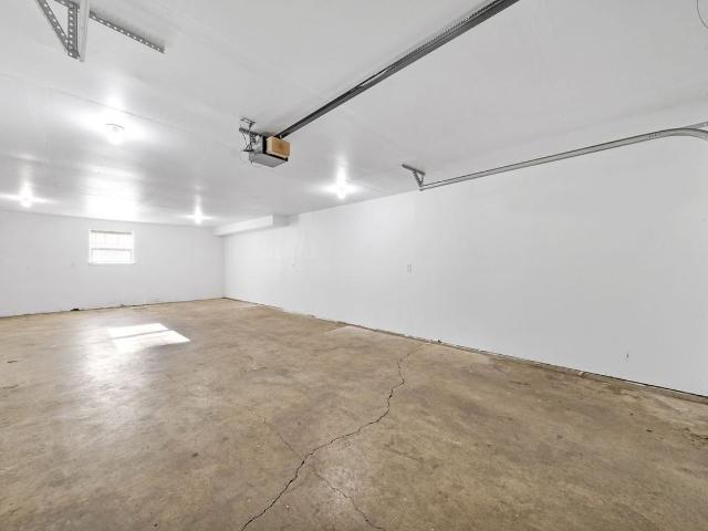 The Willows 3 Bedroom Apartment for Rent at 13515 Se Holgate Blvd, Portland, OR 97236 Powellhurst Gilbert