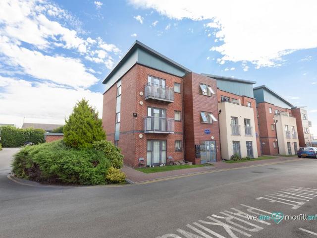 The Willows, Middlewood Road. 2 bed apartment to rent £900 pcm £208 pw