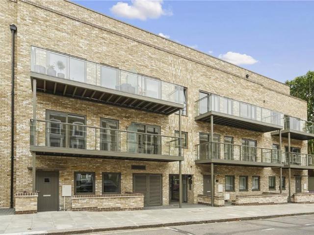 The Town Apartments, London NW5 2 bed flat to rent £3,100 pcm £715 pw