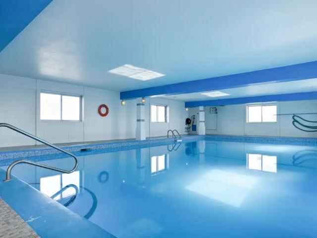 The Tadoussac Apartments — 2 Bedroom available at 65 East Sherbrooke Street, Montreal