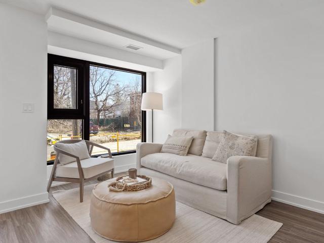 The Talisman 1 Bedroom Apartment for Rent at 1354 Carling Ave, Ottawa, ON K1Z 0C9 Carlington