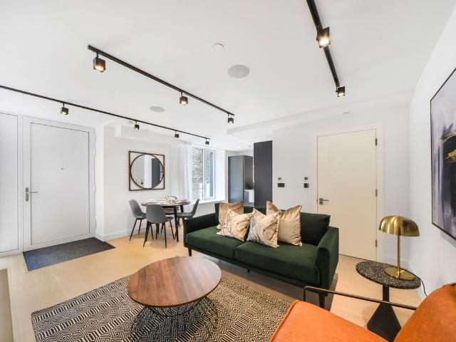 The Tannery, London Square, 1 New Tannery Way, Bermondsey SE1, 1 bed flat to rent, £2,800 pcm | PrimeLocation