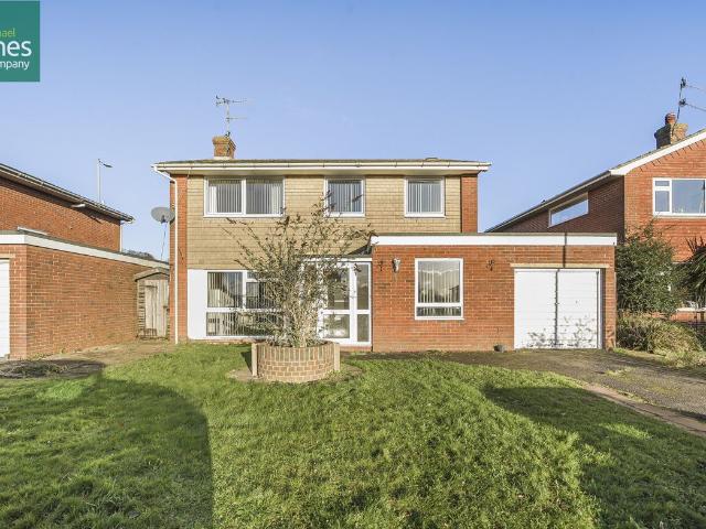 The Templars, Worthing, West Sussex BN14, 4 bed detached house to rent, £2,000 pcm | PrimeLocation