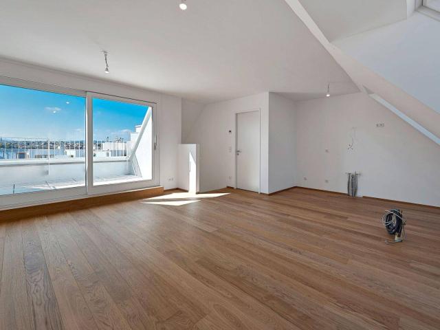 THE TEMPTATION Traumhafte Maisonette mit Terrasse & Balkon | 19 m² Freifläche, 3 Zimmer