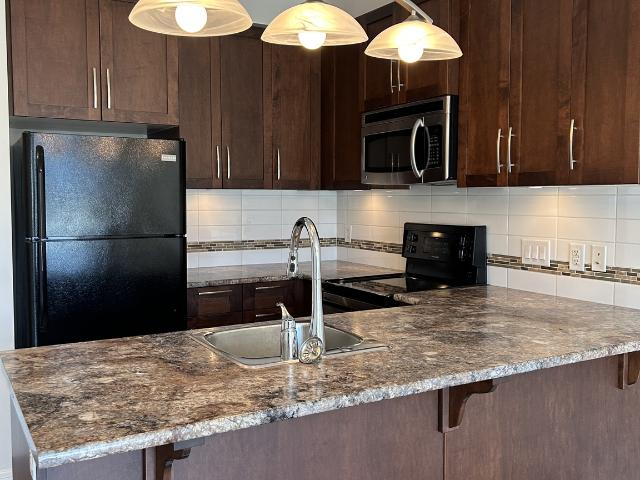 The Thurston THURSTON APTS 402 T402 Apartment for Rent