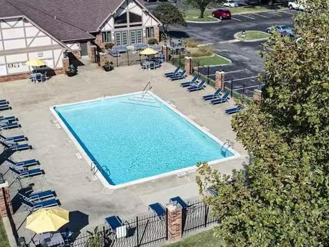 The Timbers, 3248 Creekside Drive, Evansville 1 Bedroom 1.
