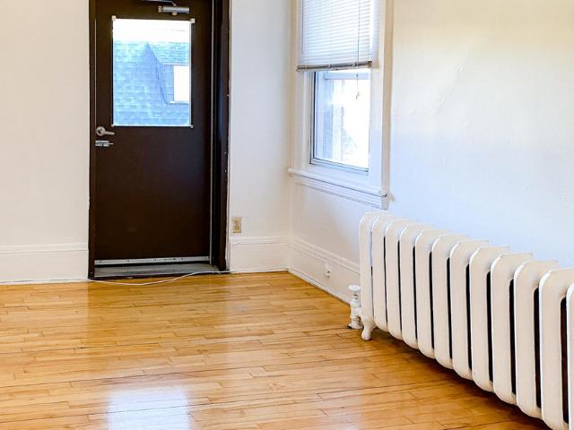 The Traymore 1 Bedroom Apartment for Rent