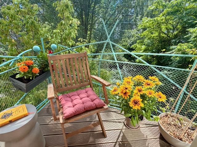The Treehouse: 3 Room Sanctuary & Home Office Near Ku'damm, Berlin Amsterdam Apartments for Rent