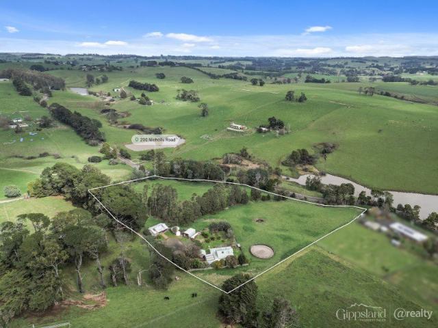 The Ultimate Country Escape | Charming Homestead on 3.11ha