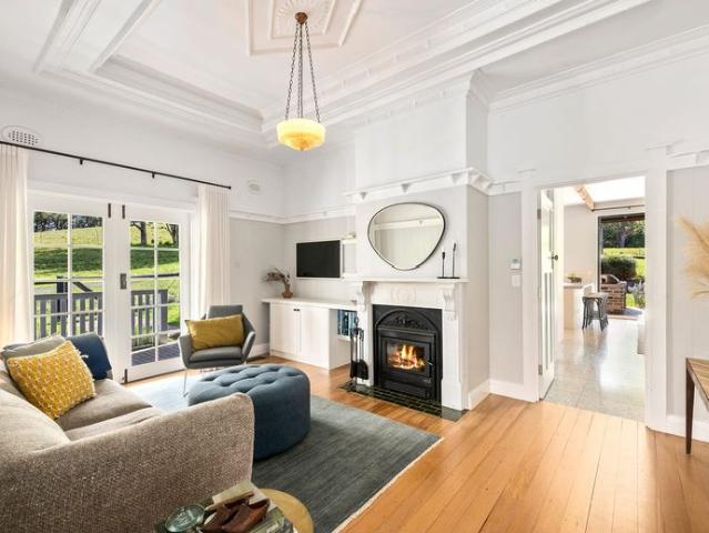 The Ultimate Country Lifestyle Where Old World Charm Meets Modern Comfort