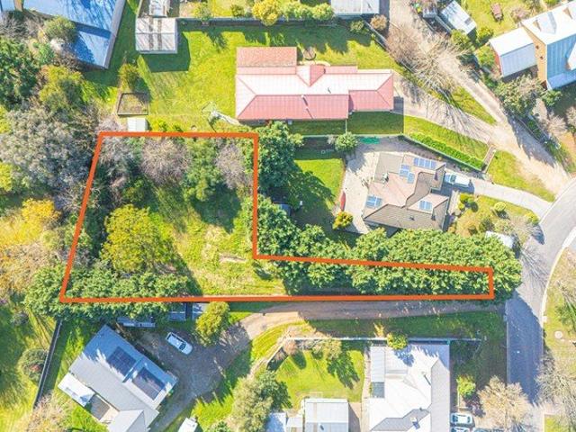 The Ultimate Canvas: Premium Court Located Block