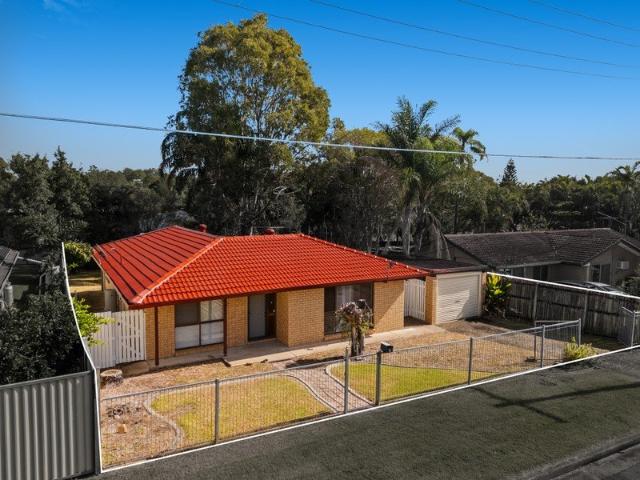 THE ULTIMATE ALL ROUNDER| 728m² Block | Prime Location!