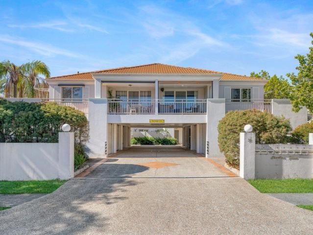 The Ultimate Ascot Lifestyle Rare Ground Floor Apartment with Expansive Private Courtyard