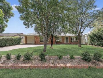The Ultimate Entertainer with Pool & Alfresco Living