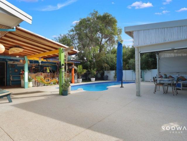 The Ultimate Entertainer's Paradise with a Self Contained Granny Flat!